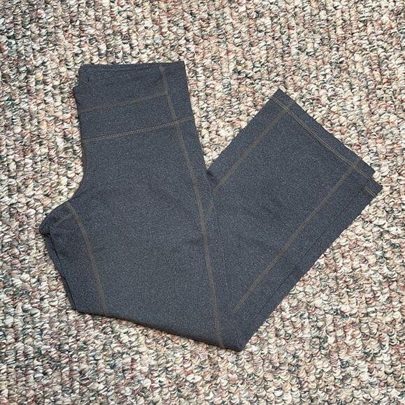 Athleta grey crop workout leggings - Picture 1 of 8